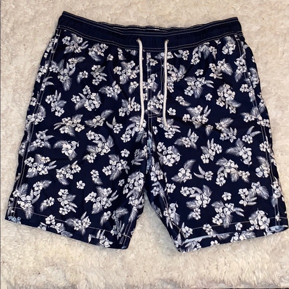 gap mens swim trunks